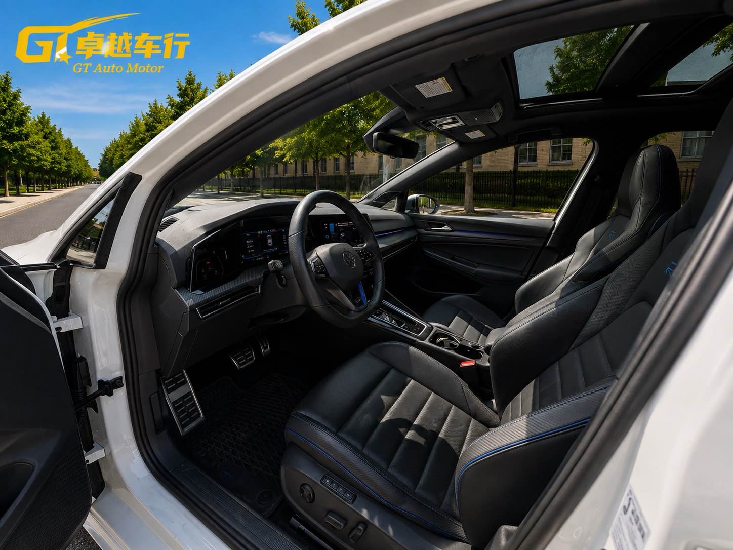 2024 Volkswagen Golf R photo 6