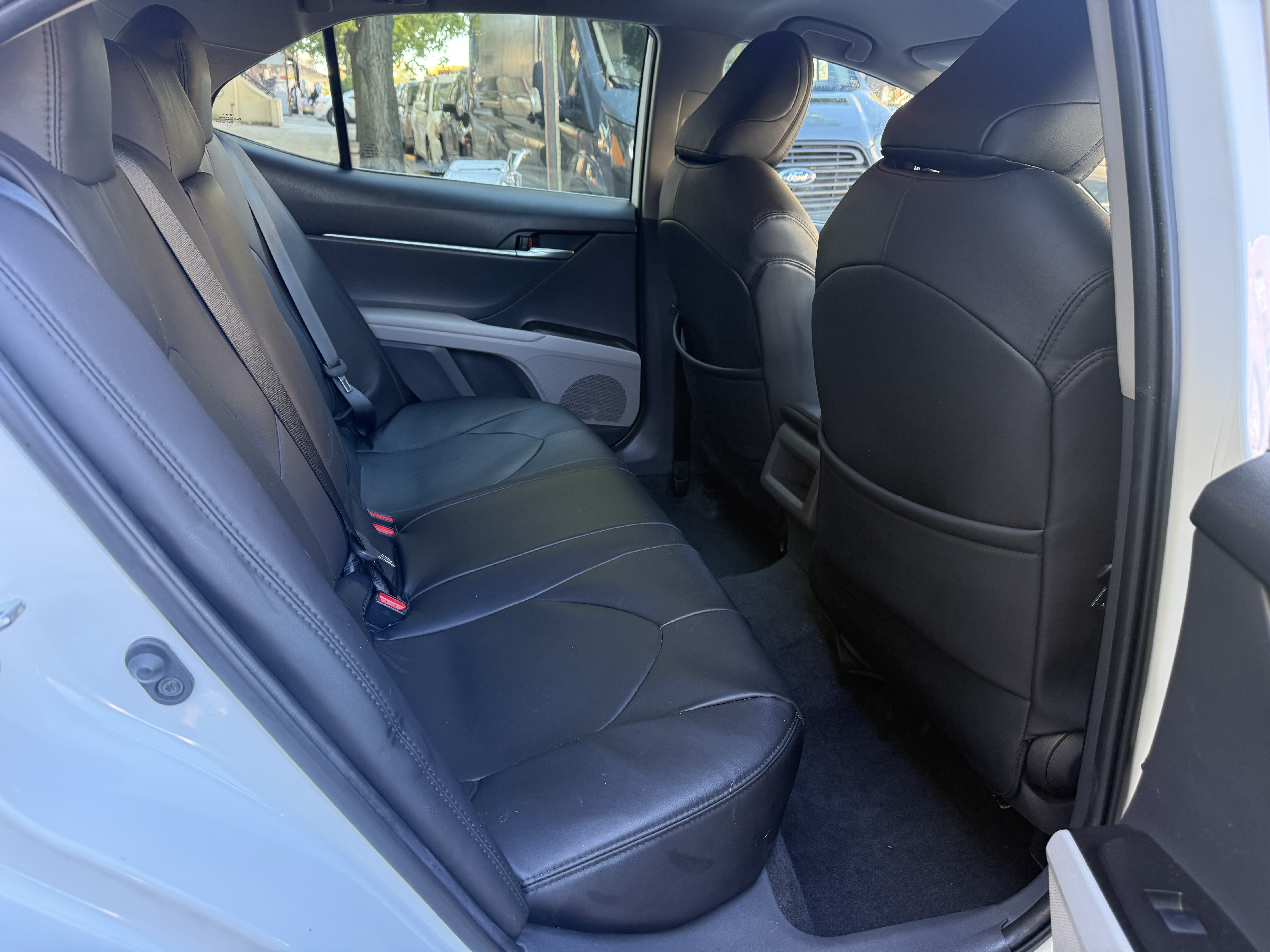 2021 TOYOTA CAMRY LE photo 12
