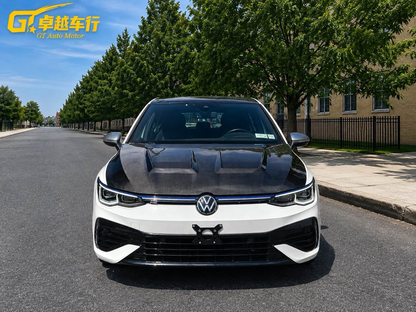 2024 Volkswagen Golf R photo 5