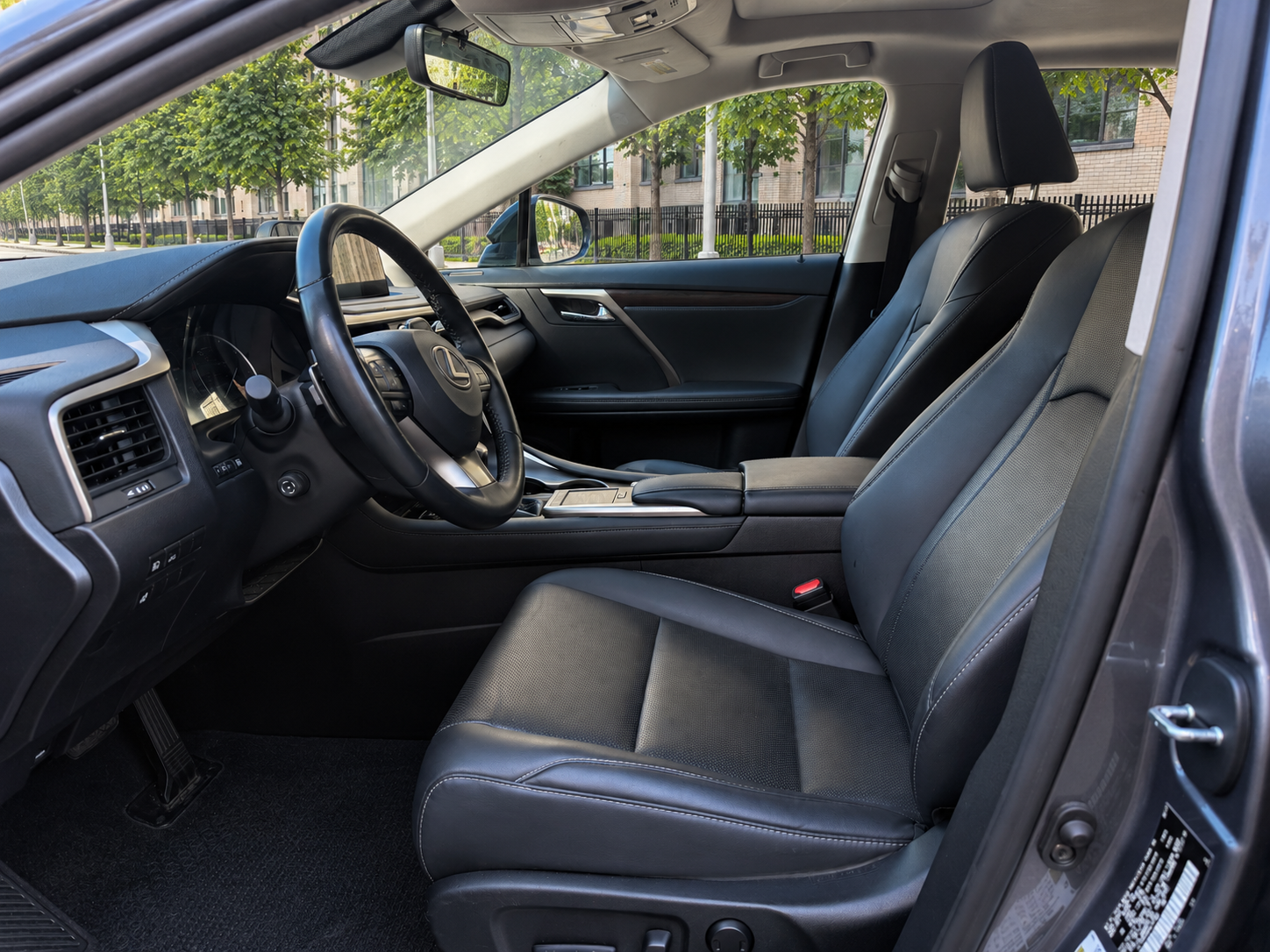 2021 LEXUS RX350 AWD photo 8