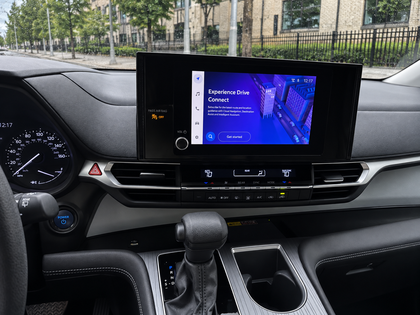 2025 Toyota SIENNA Wheelchair LE photo 9