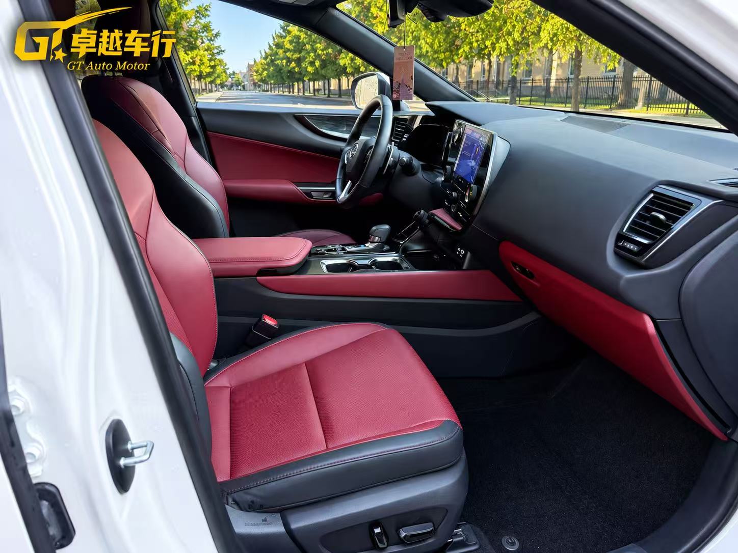 2025 LEXUS NX photo 11