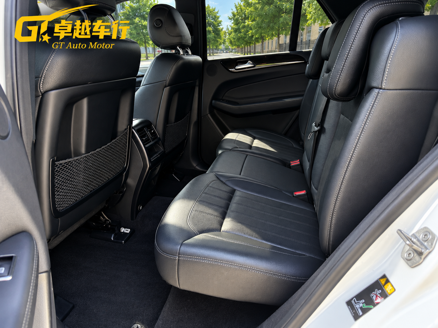 2018 Mercedes Benz GLE photo 9