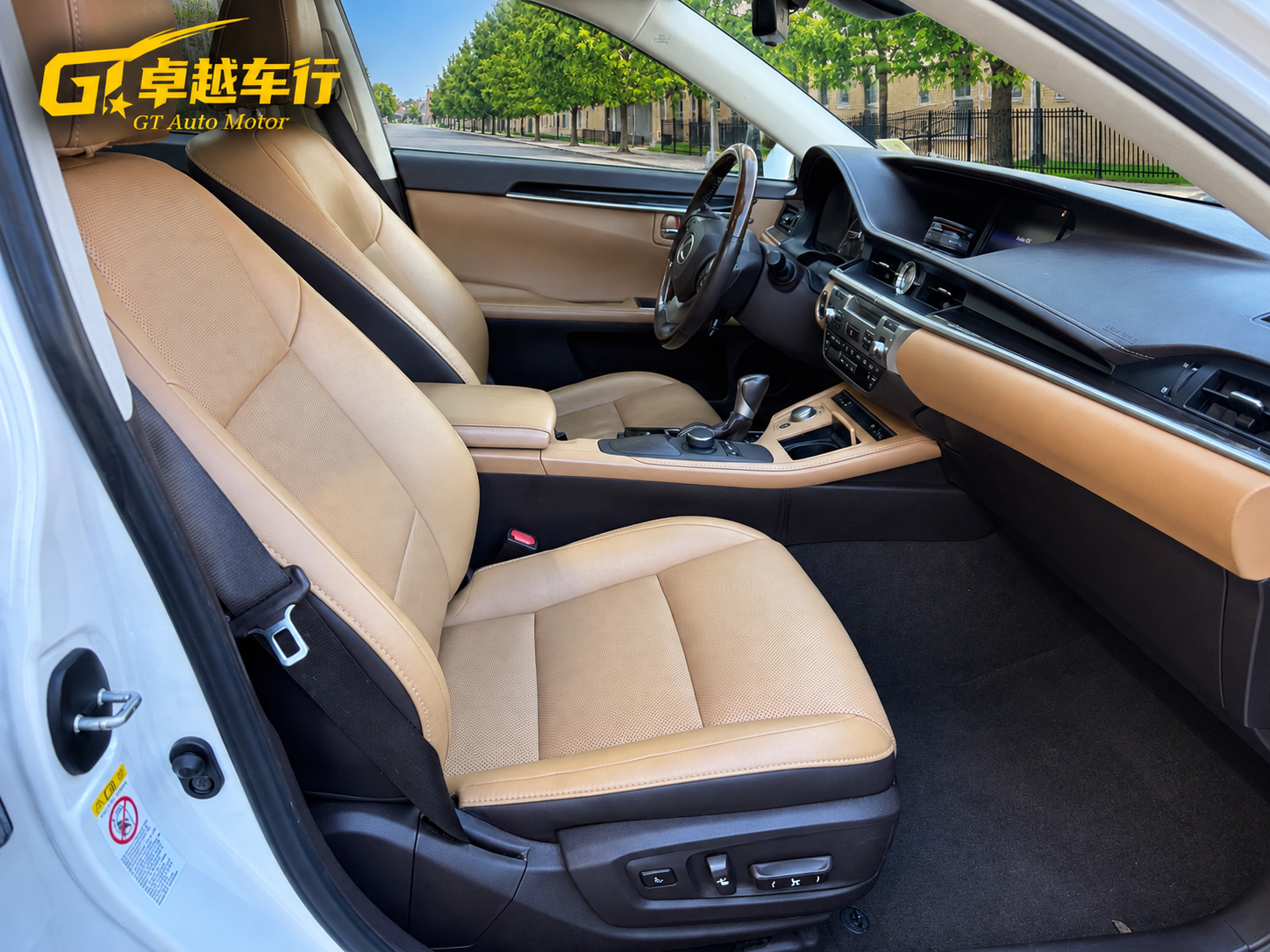2018 LEXUS ES photo 7
