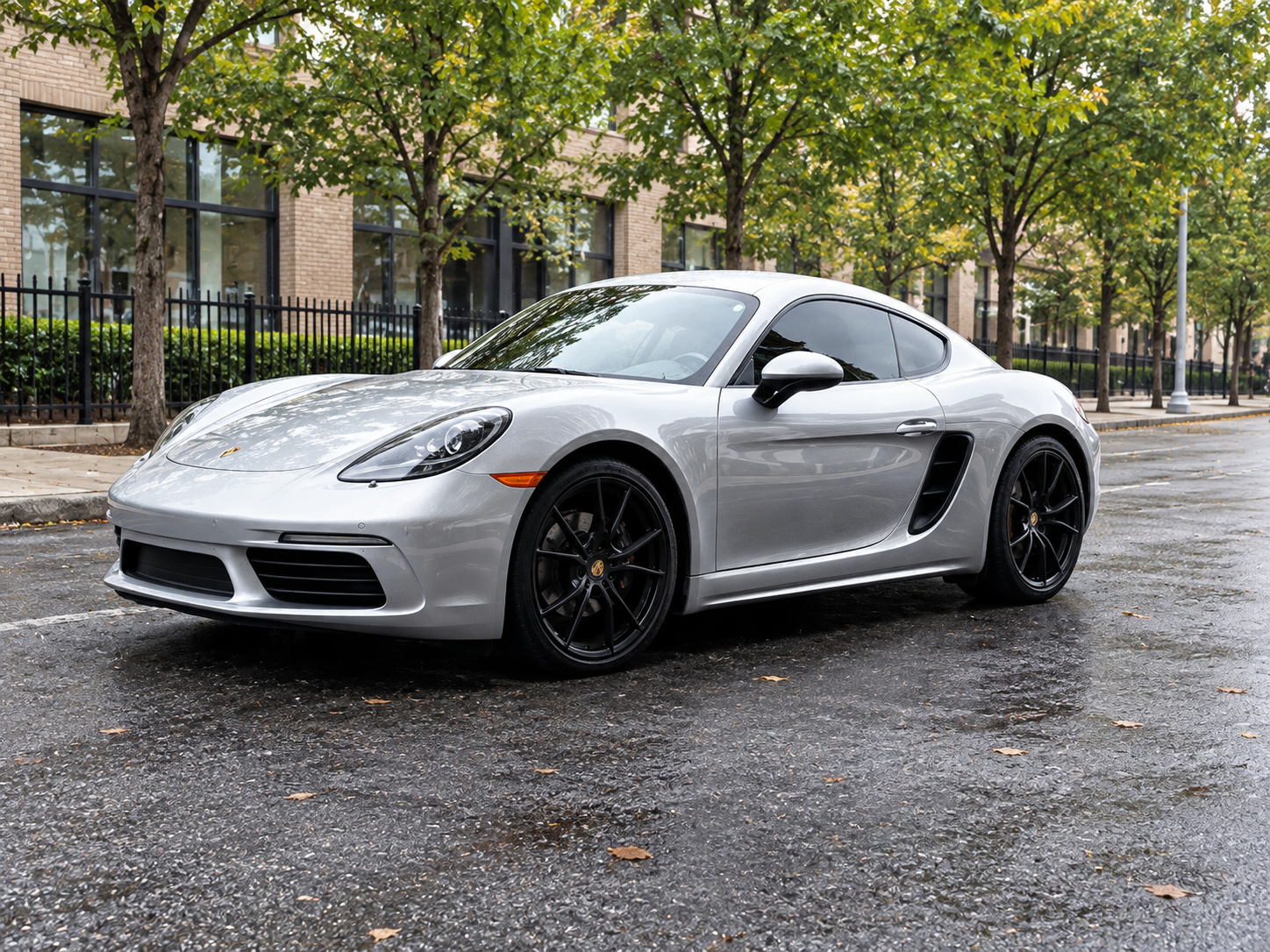 2018 PORSCHE 718