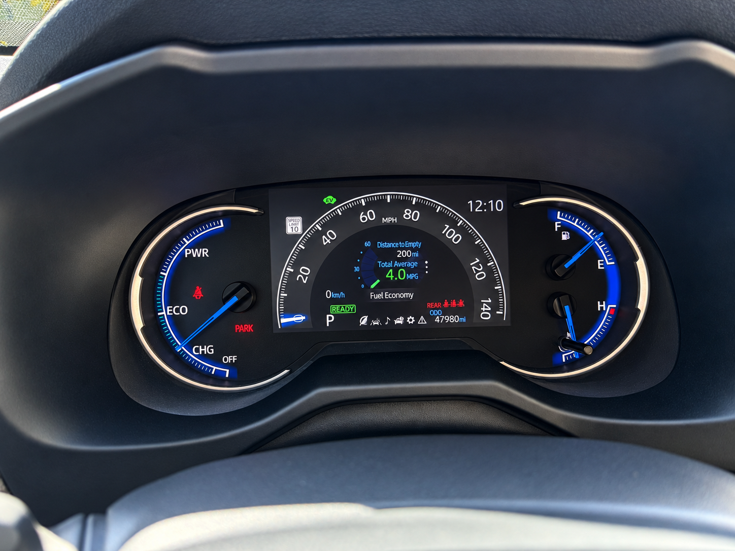2024 TOYOTA RAV4 LE HYBRID photo 6